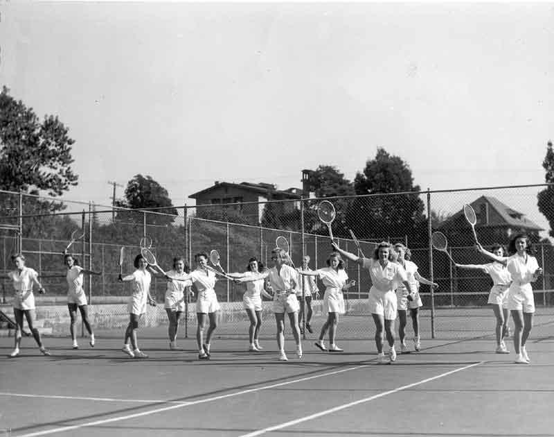 Women’s Tennis Class 1940’s